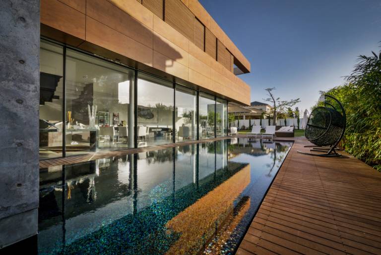 KMW-highline-avieli-sunset-house-gal-marom-itay-sikolsly